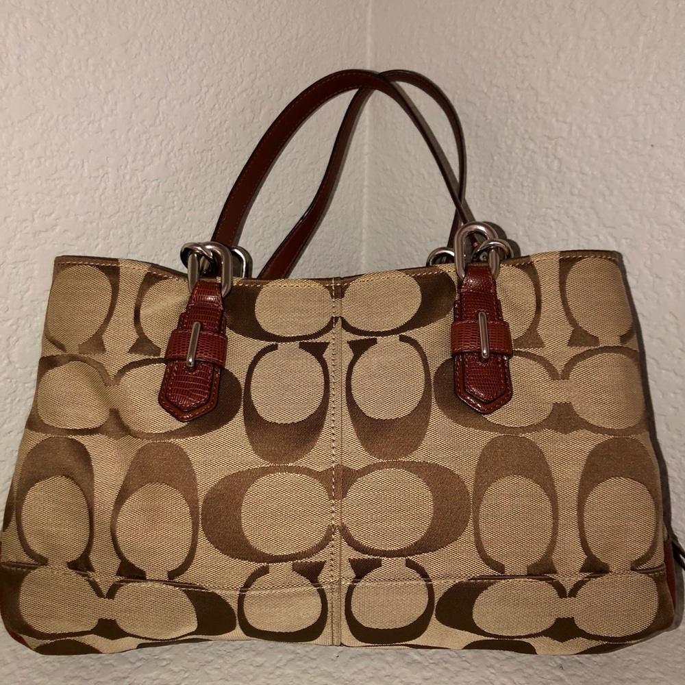 Coach Y2k Chelsea Jaden Signature Canvas Tote with Brown Leather Trim - Picture 3 of 17